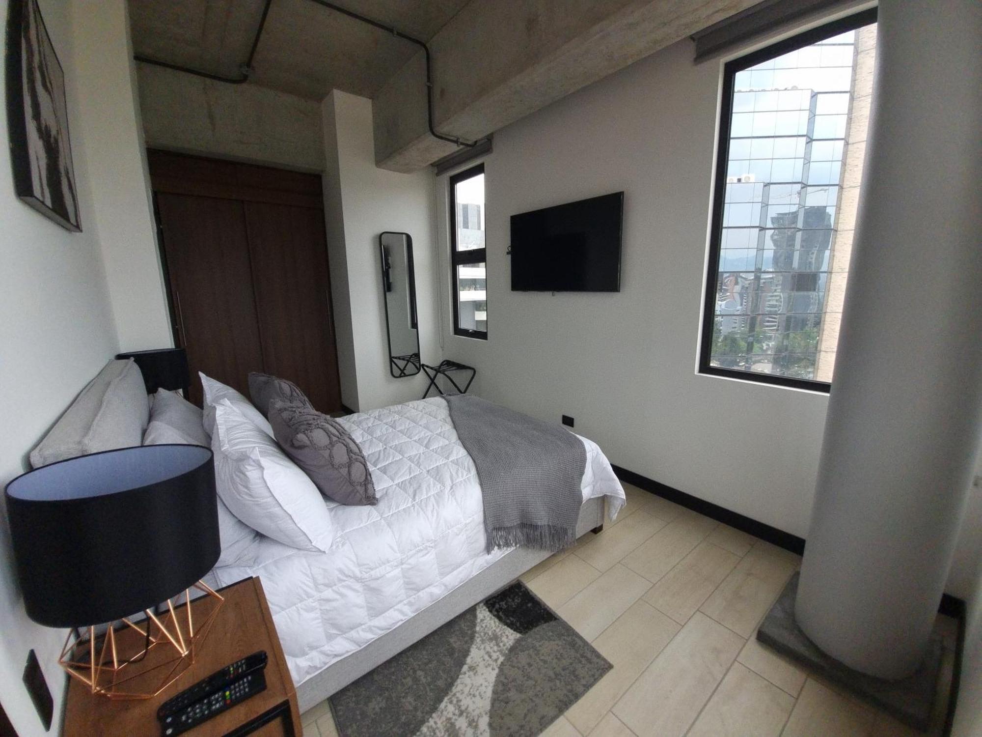 Apartamento 2 Habitaciones, Edificio Eon, Zona 10, Turin Guatemala Exterior foto